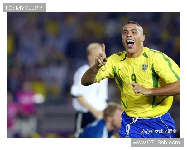 大罗的足球明星粉丝们如何追随偶像的足迹与激情